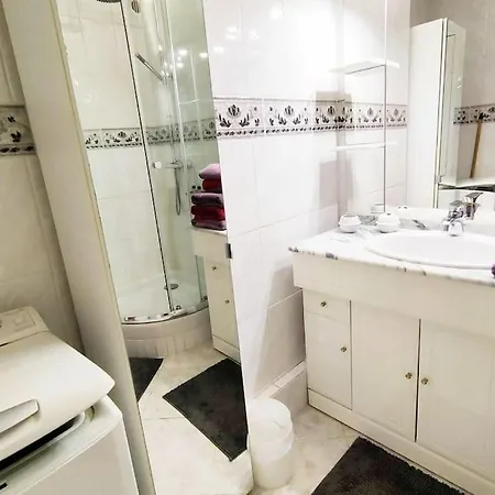 50m De La T2 Confort Lesclesdenicole Le Pradet